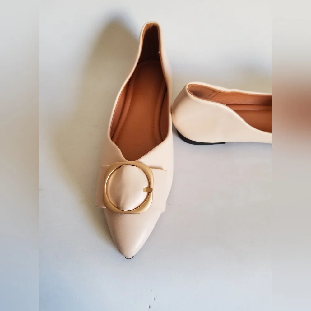 Women's unbranded european ballet flats light tan nude Sz8.5M pointed toe - Picture 3 of 16